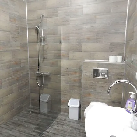 Red House 3* Кюстендил