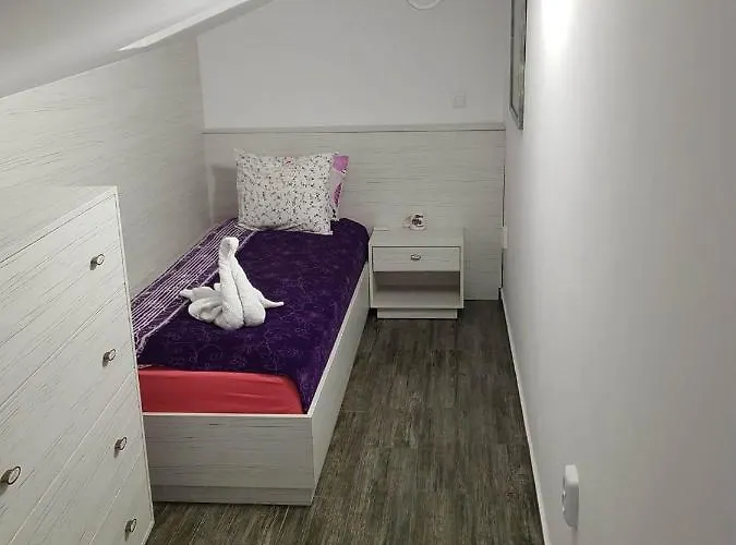 Red House Hotel Kiustendił