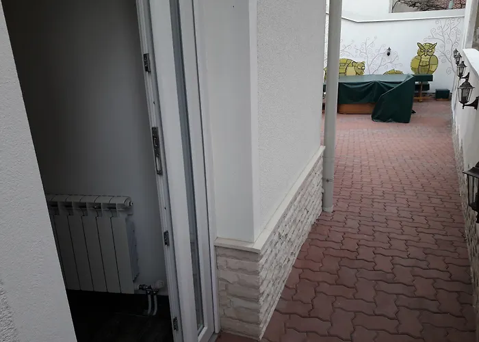 Hotel Red House Kiustendił